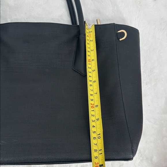 Dagne Dover Elegant Black Legend Signature Tote Bag - Picture 13 of 16